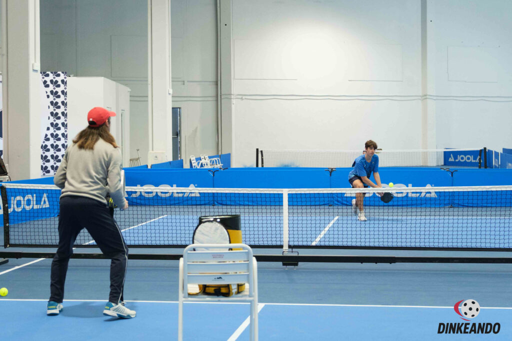 clases de pickleball 9 Dinkeando