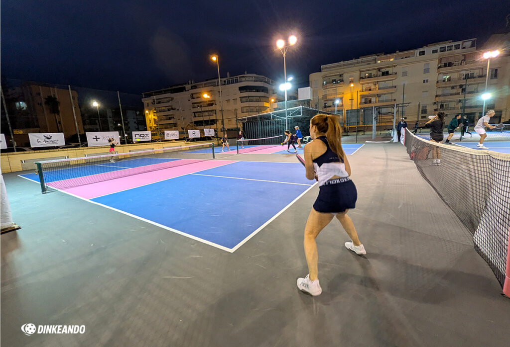 Pickleball center 3 Dinkeando