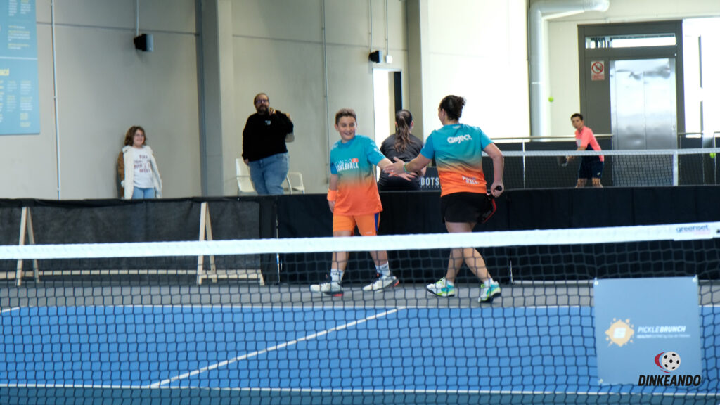 mundo pickleball 5 Dinkeando