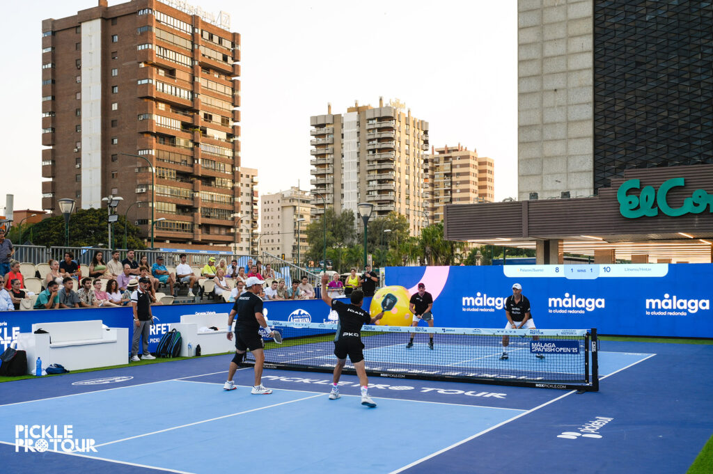 Pickle protour malaga Spanish open_2 dinkeando